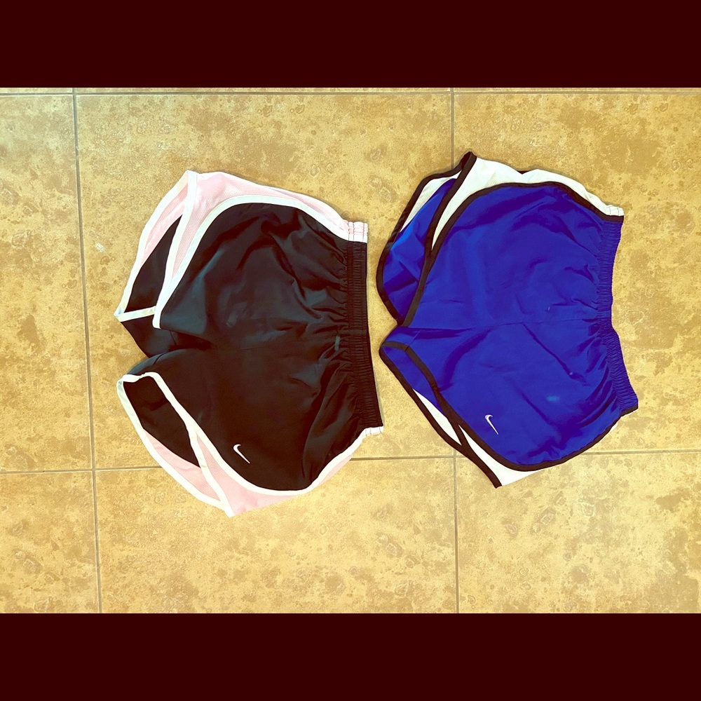 SOLD OFF POSH! Xs Nike running shorts